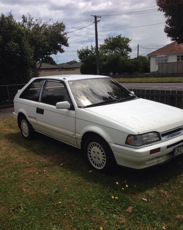 Mazda familia bf